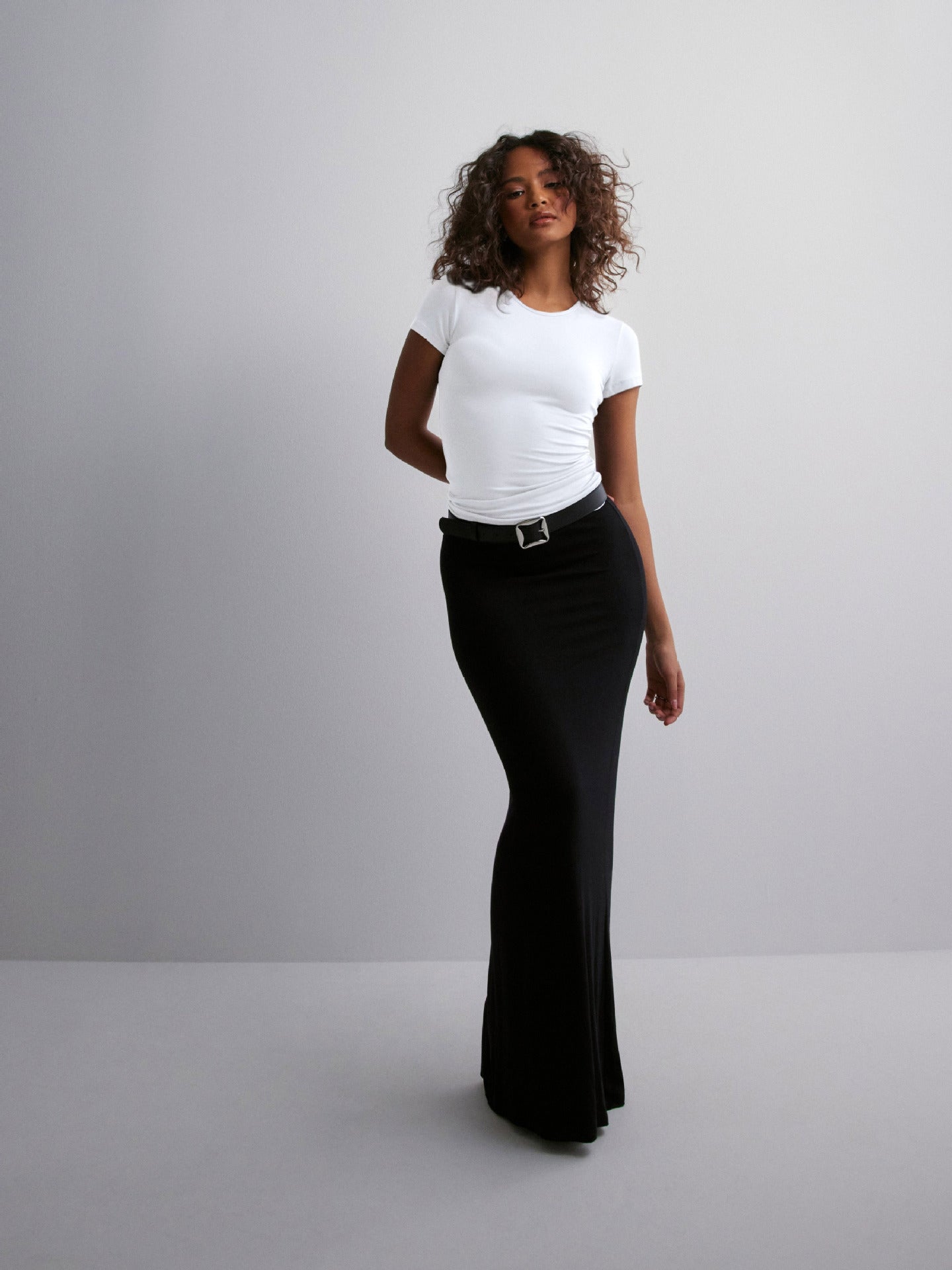 Women Solid Round Neck Top