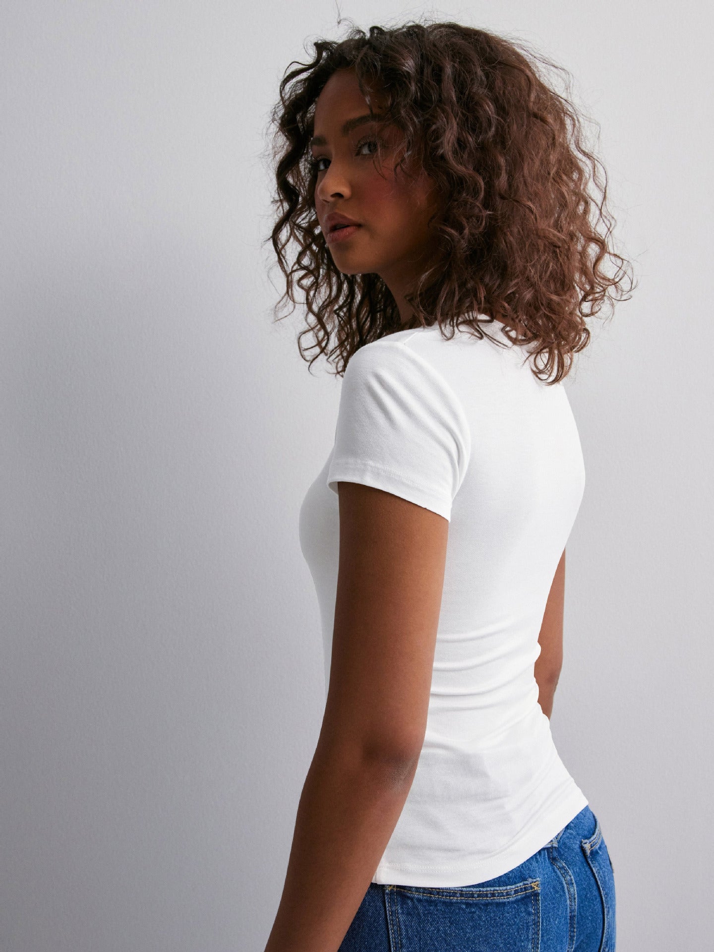 Women Solid Round Neck Top