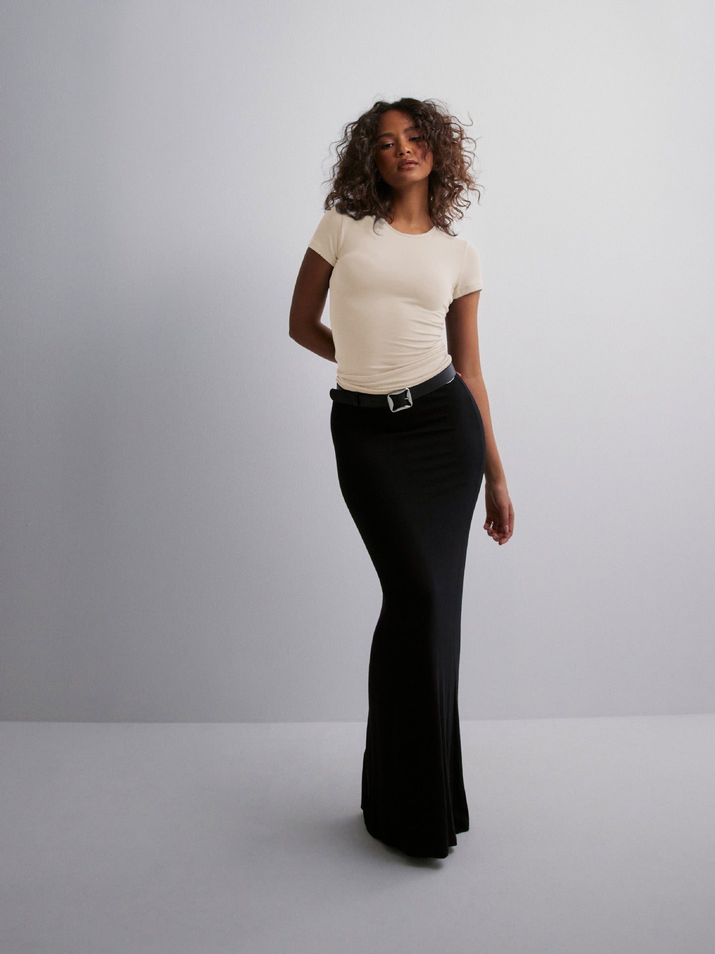 Women Solid Round Neck Top