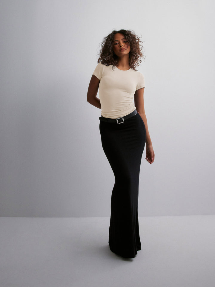 Women Solid Round Neck Top