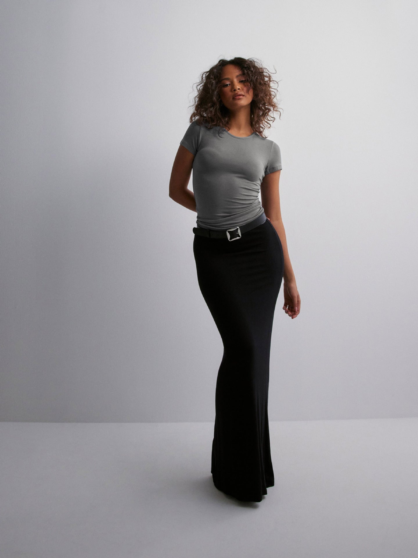 Women Solid Round Neck Top