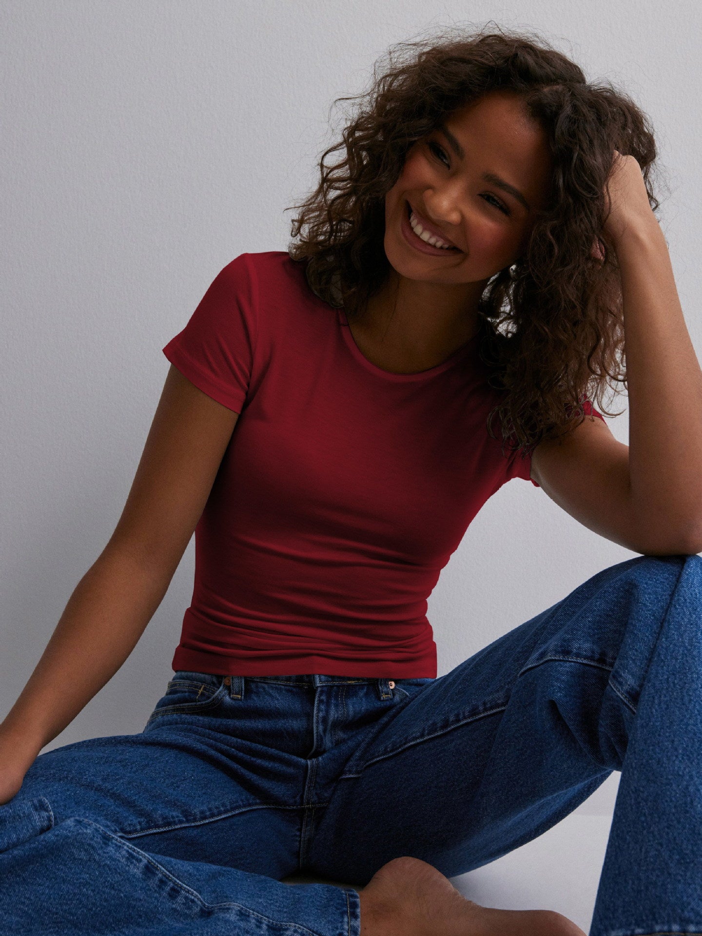 Women Solid Round Neck Top