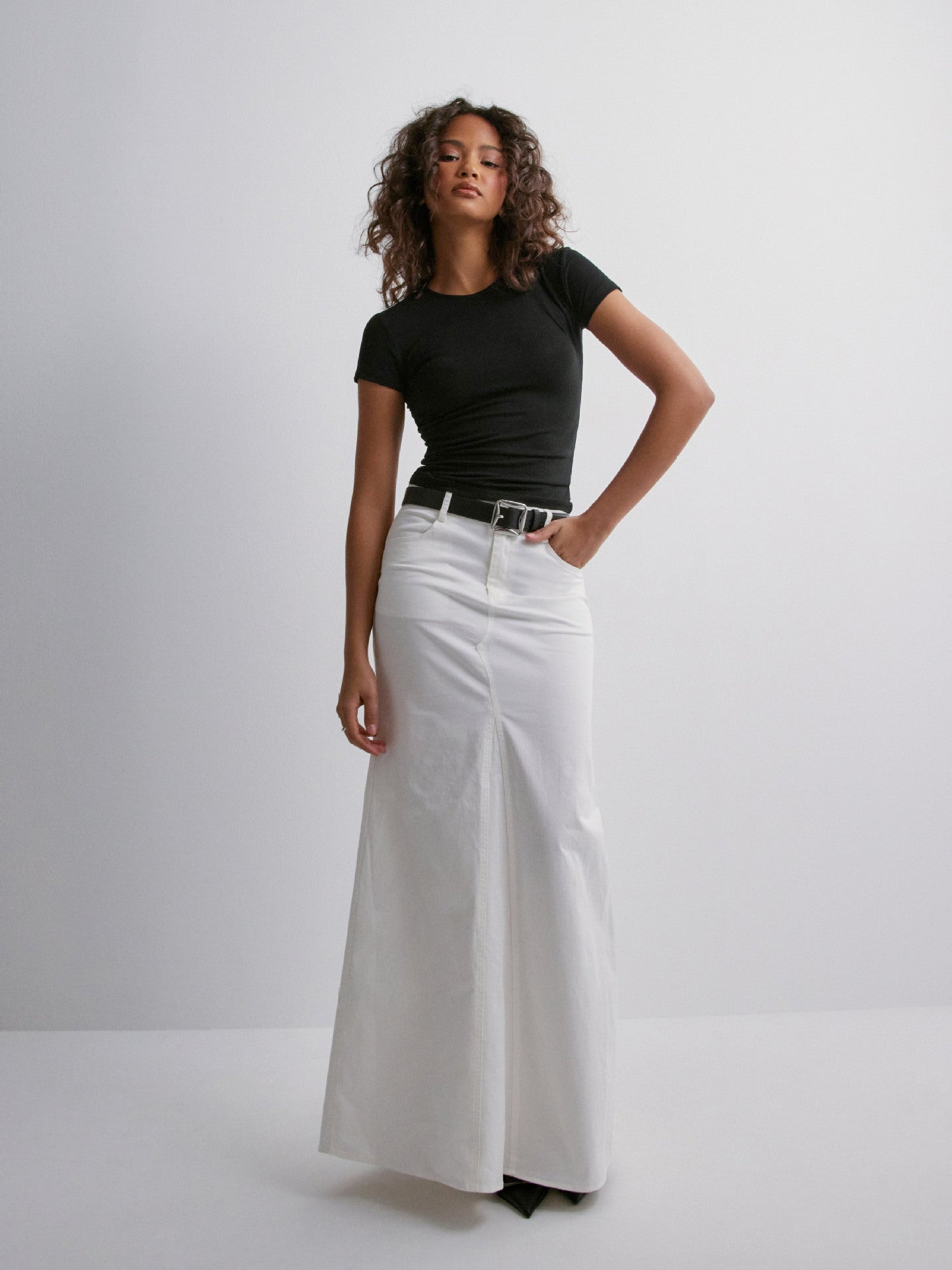 Women Solid Round Neck Top