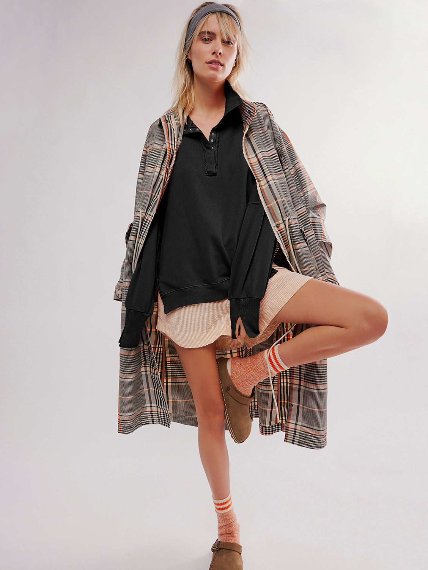 Women Solid Sweatshirt
