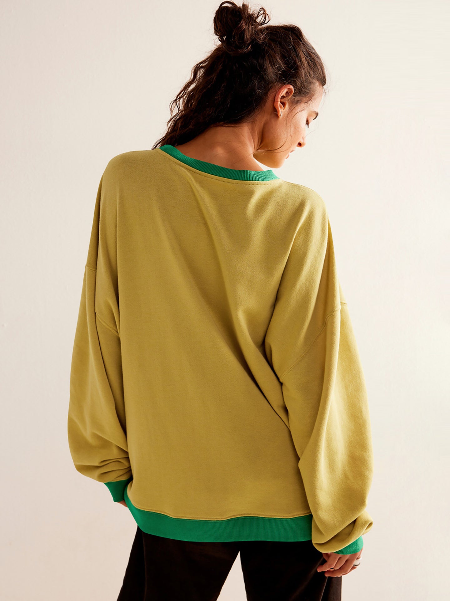 Women Round Neck Solid Sweatshirt