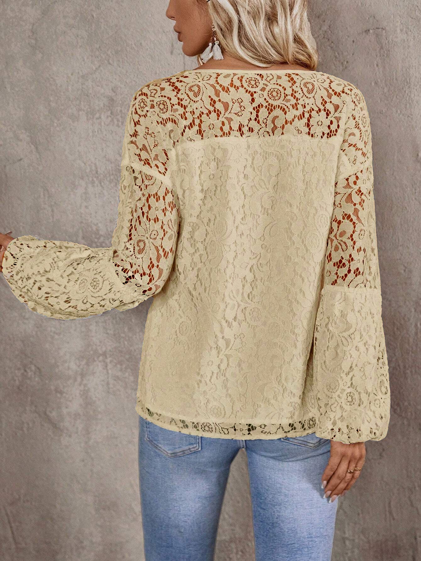 Women Floral Self Design V-Neck Top