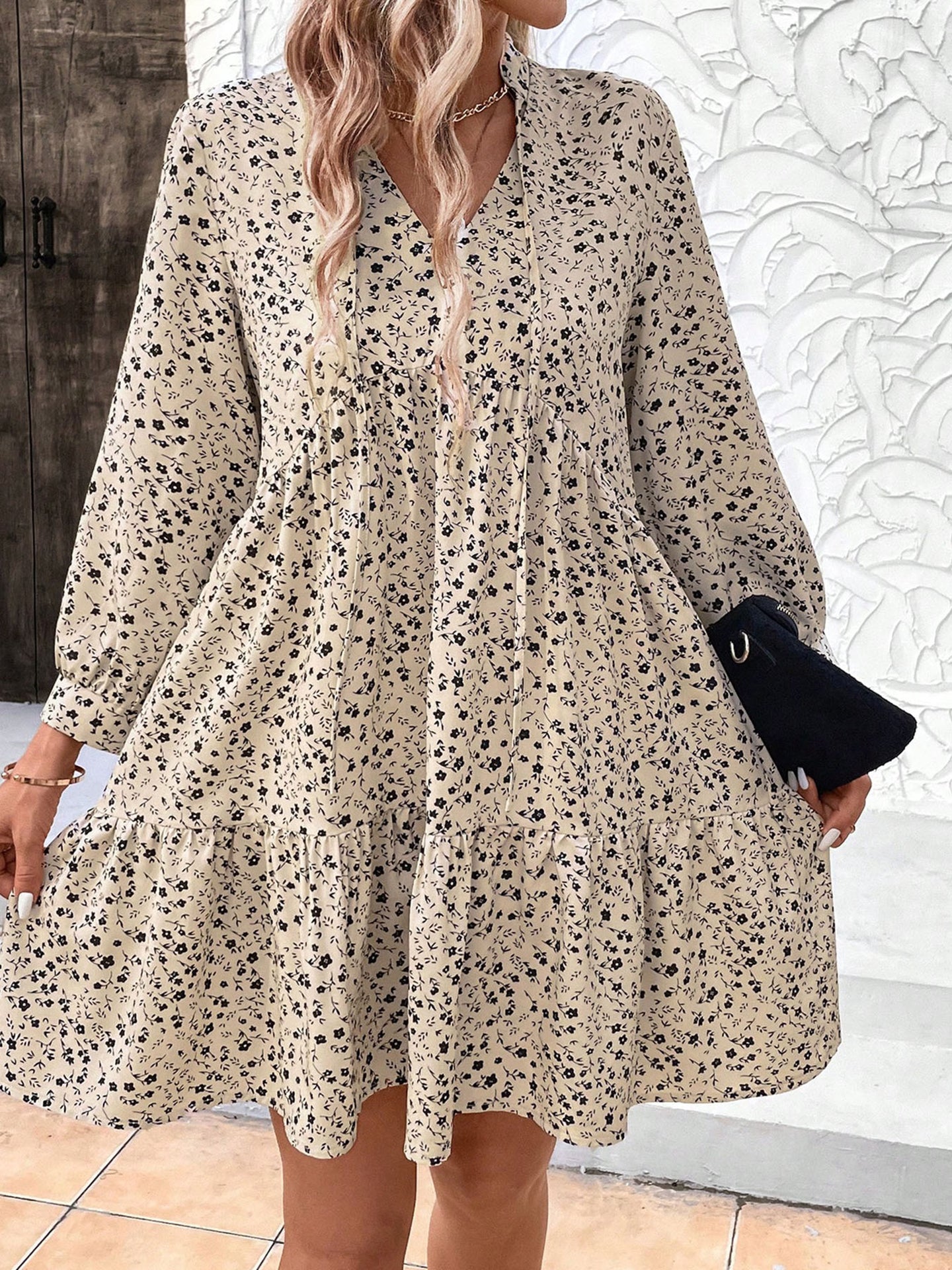 Women Floral Print Bell Sleeve Layered Sheath Dress