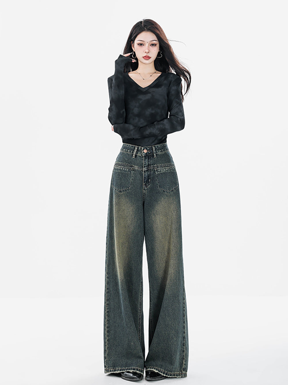 Women Relaxed Fit Heavy Fade Jeans