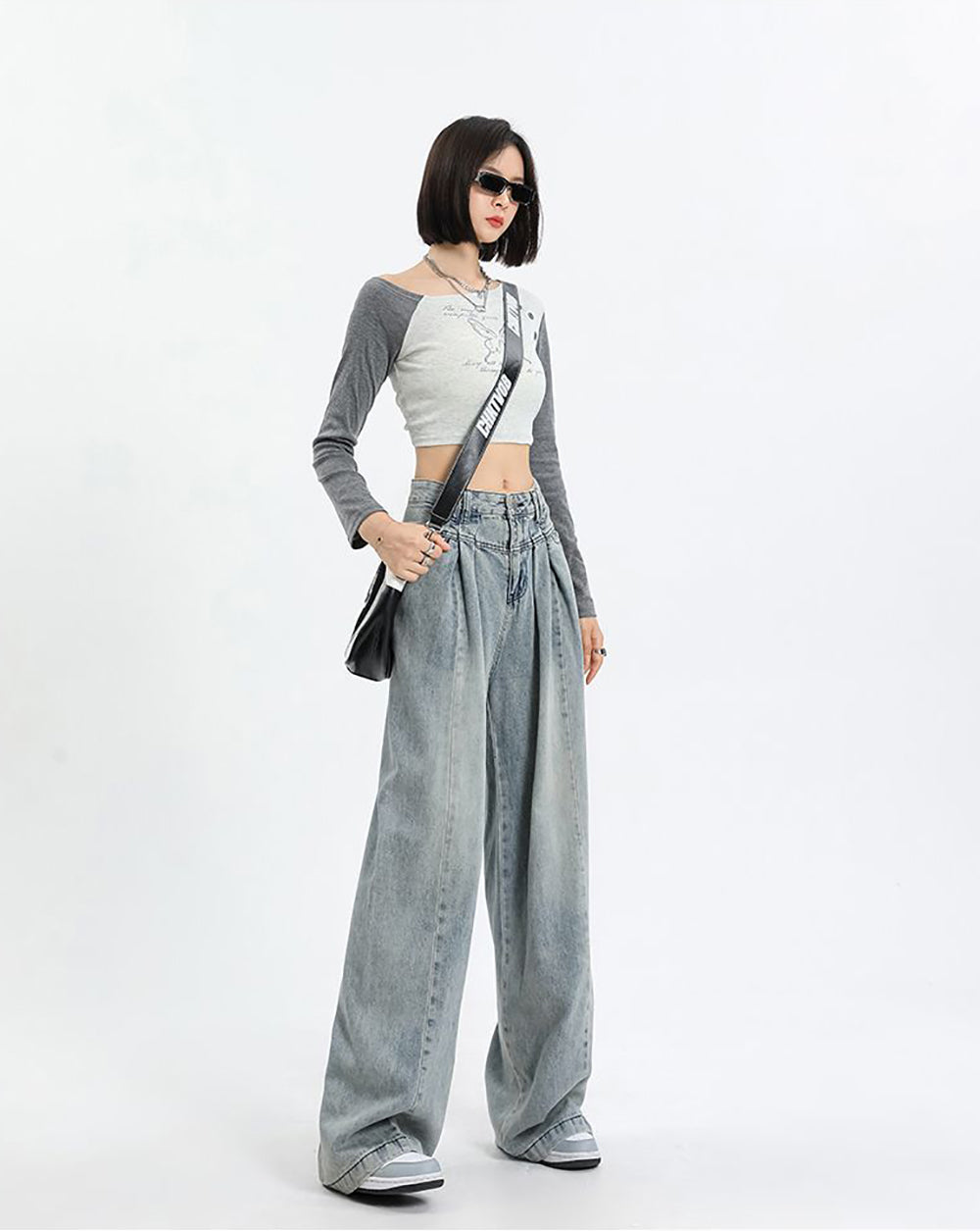 Women High-Rise Flared Clean Look  Jeans