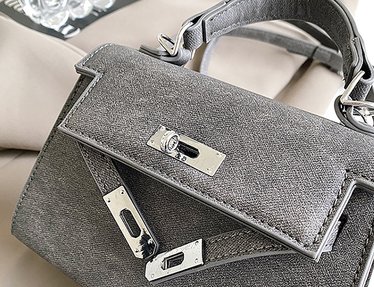Women Textured Structured Satchel Bag