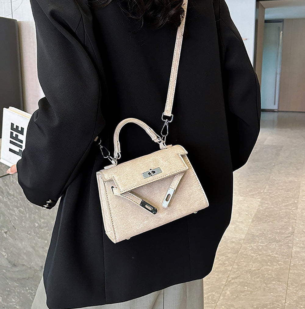 Women Solid Shopper Shoulder Bag