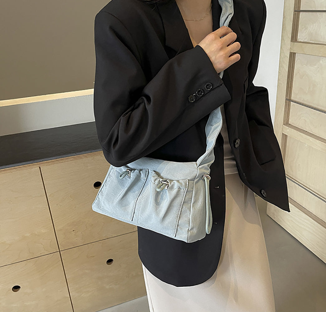 Women Solid Swagger Sling Bag