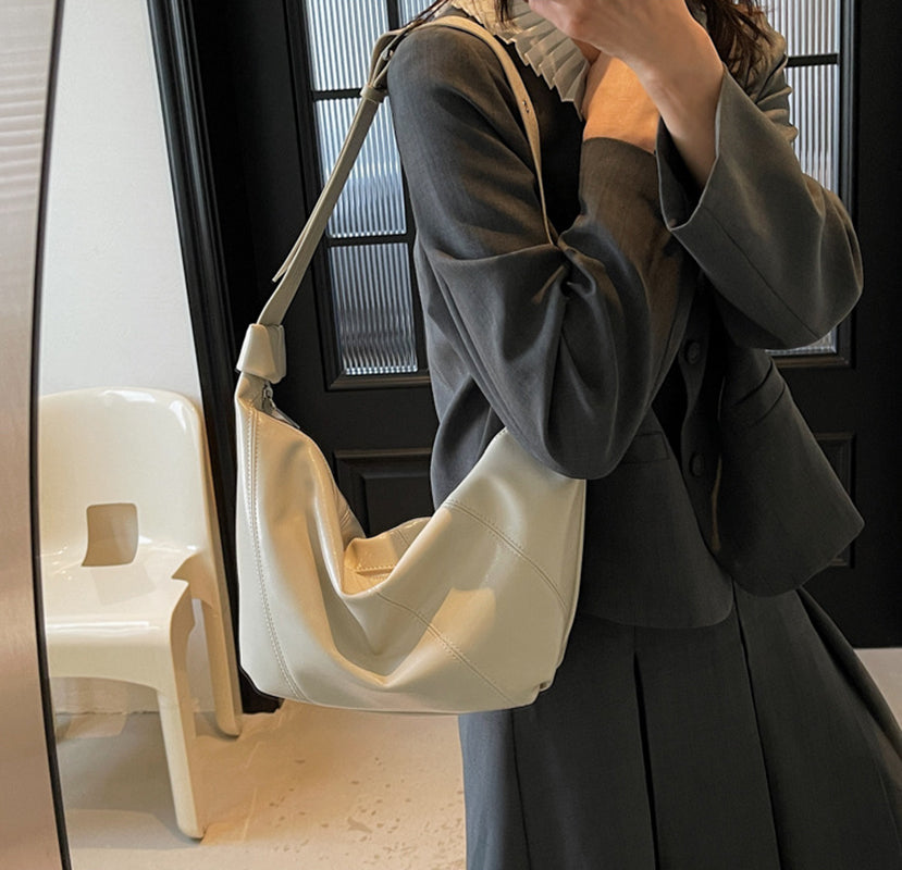 White Solid One Handle Shoulder Bag