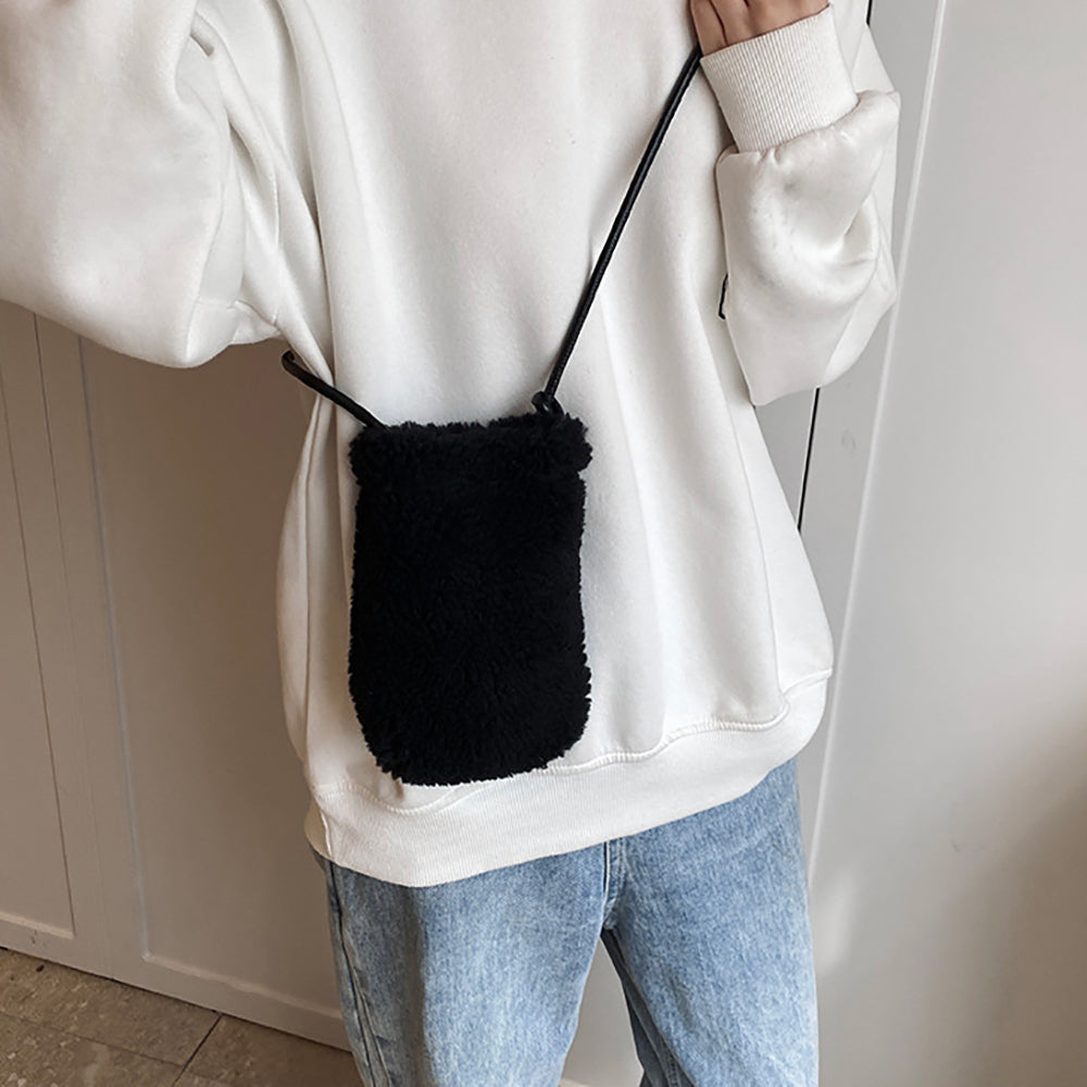 Women Solid Swagger Sling Bag