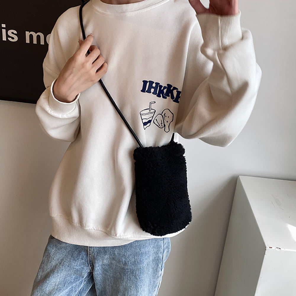 Women Solid Swagger Sling Bag