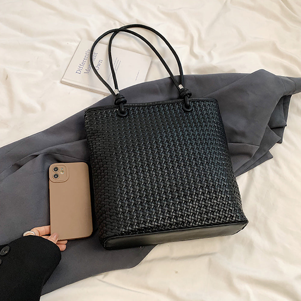 Women Textured Structured Tote Bag