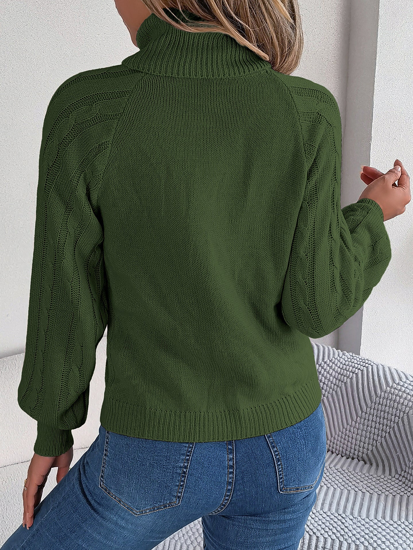 Women Cable Knit Turtle Neck Pullover Sweater