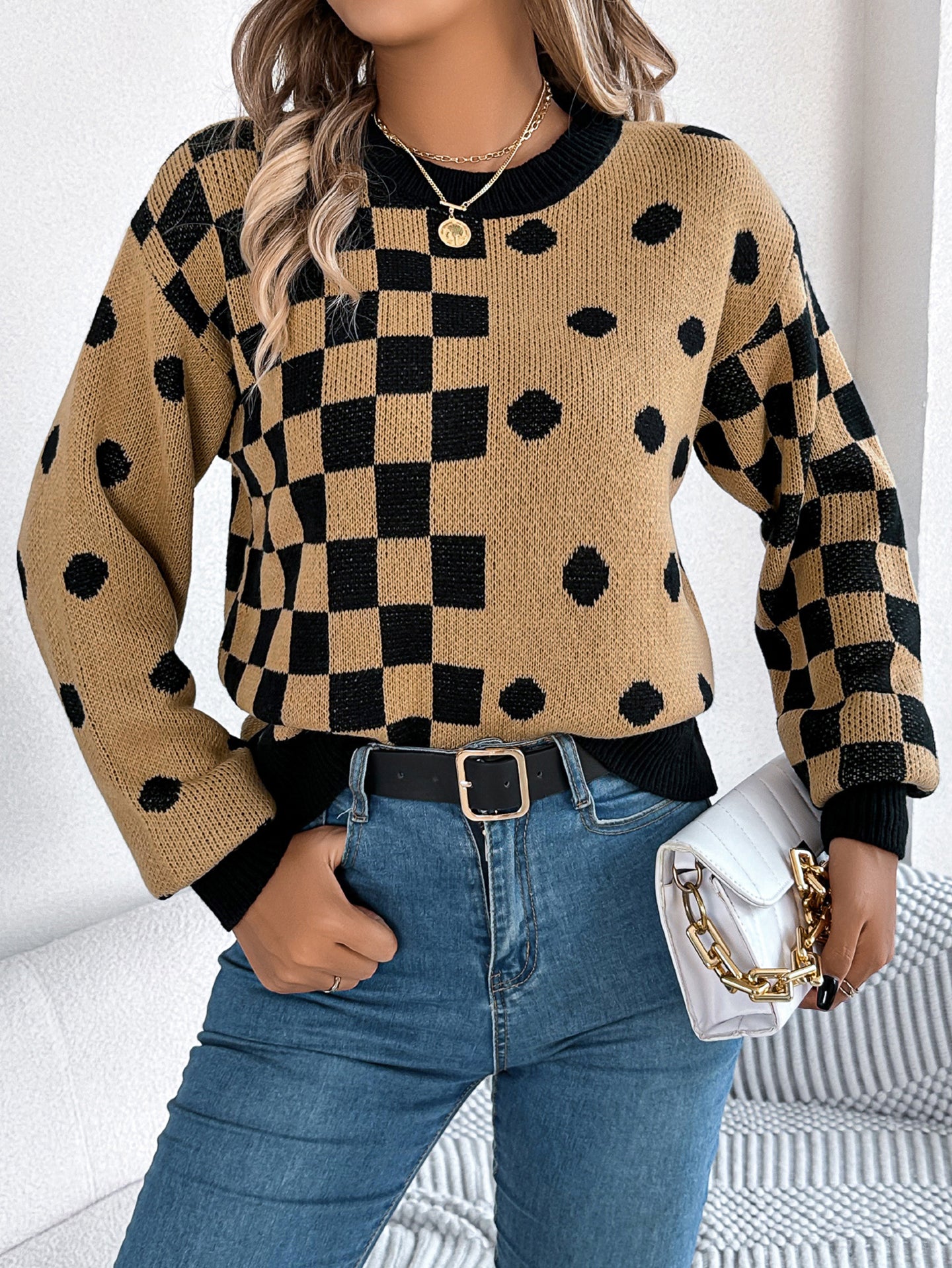 Women Colourblocked Pullover Sweater