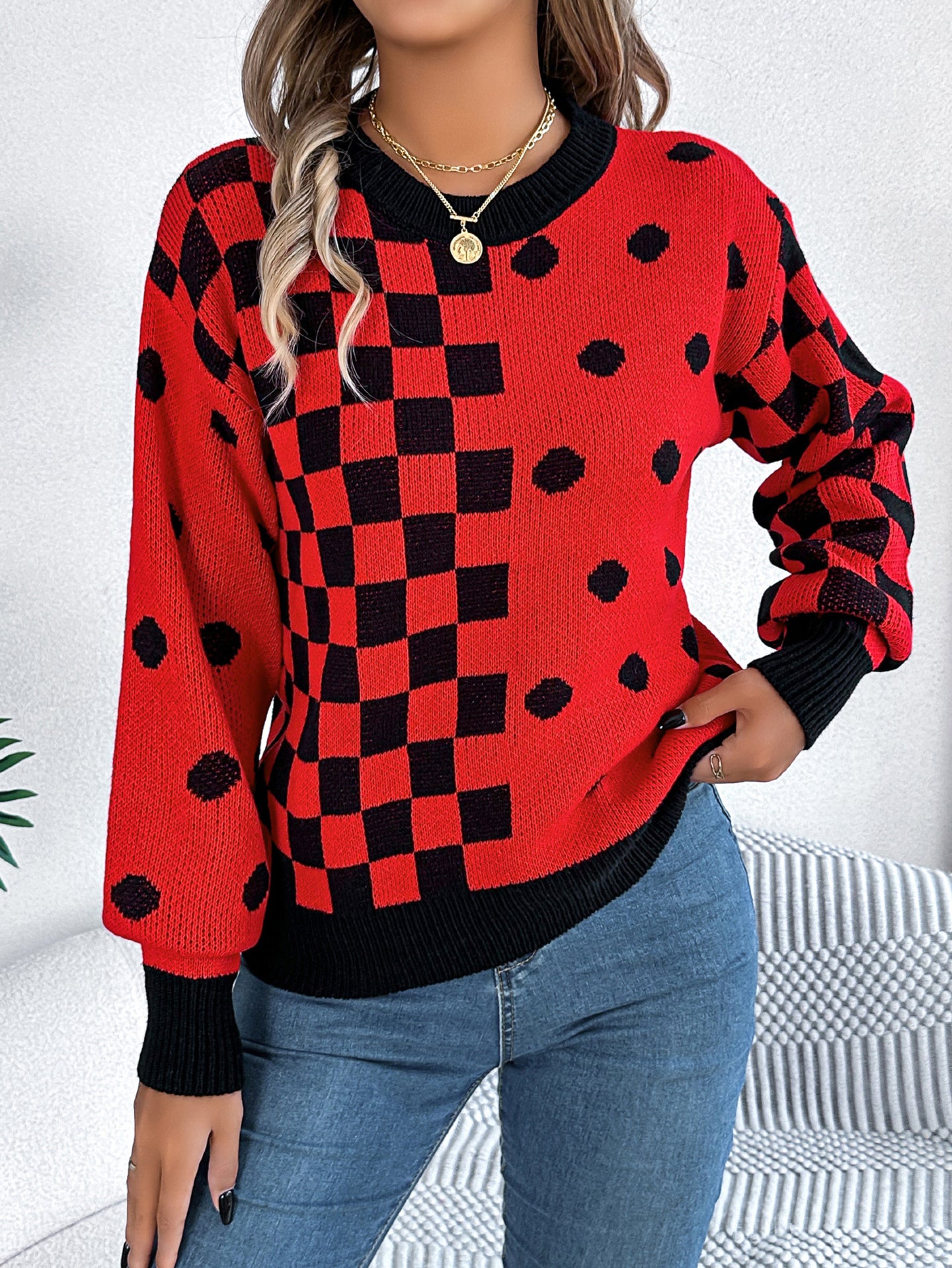 Women Colourblocked Pullover Sweater
