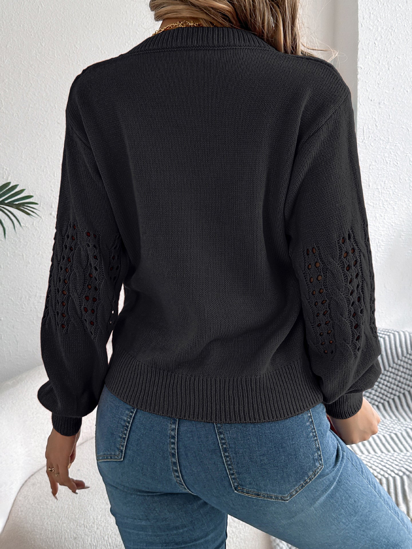 Women Round Neck Pullover Sweater