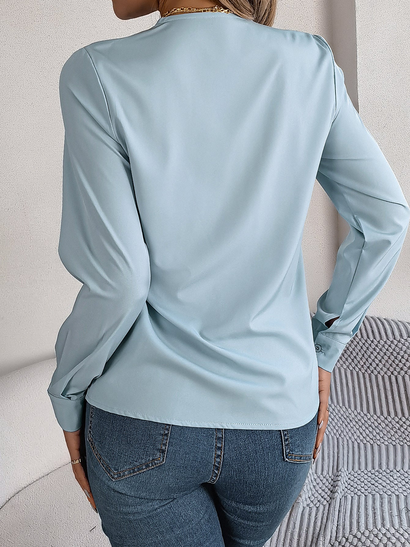 Women Solid V-Neck Top