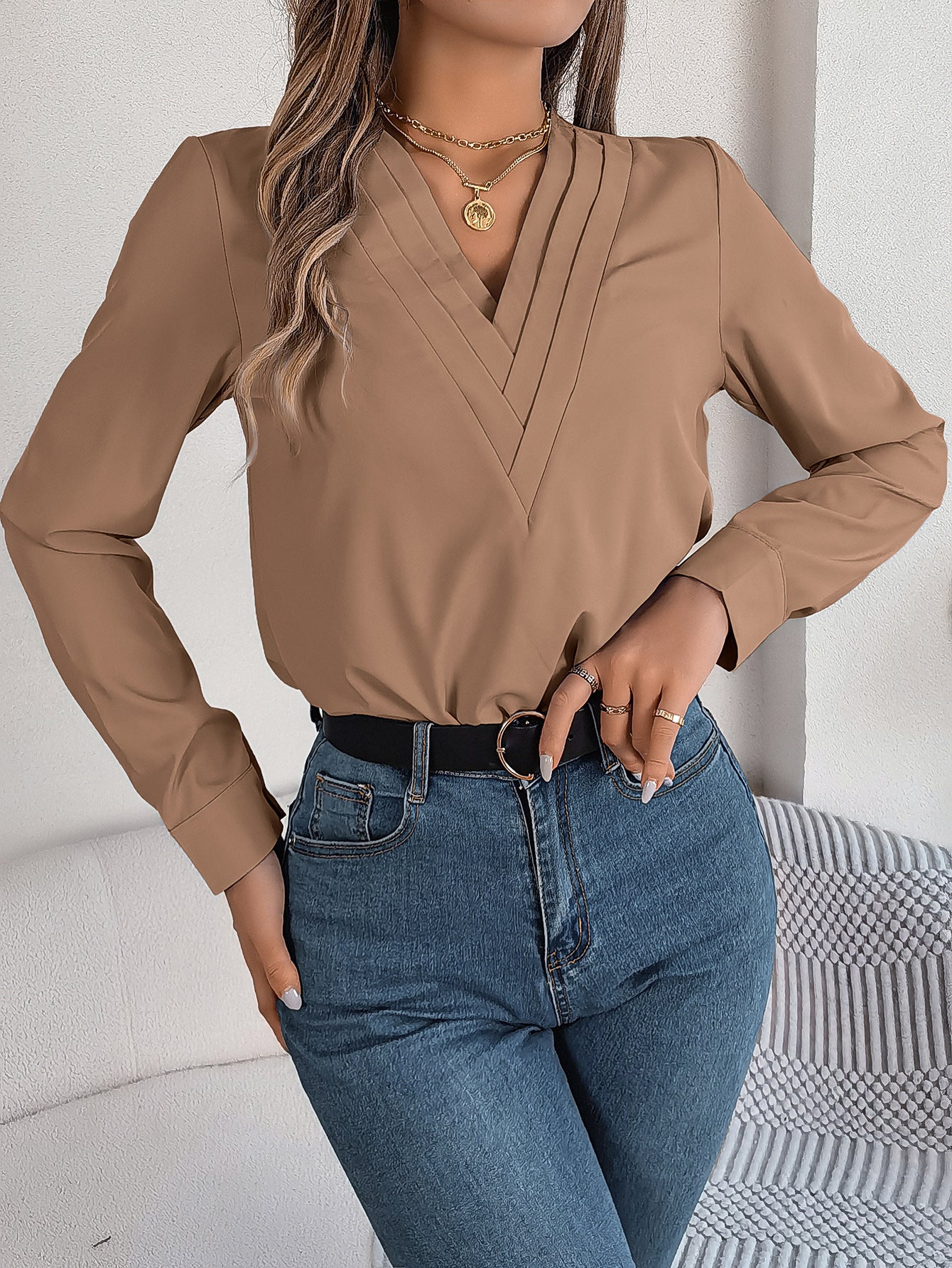 Women Solid V-Neck Top