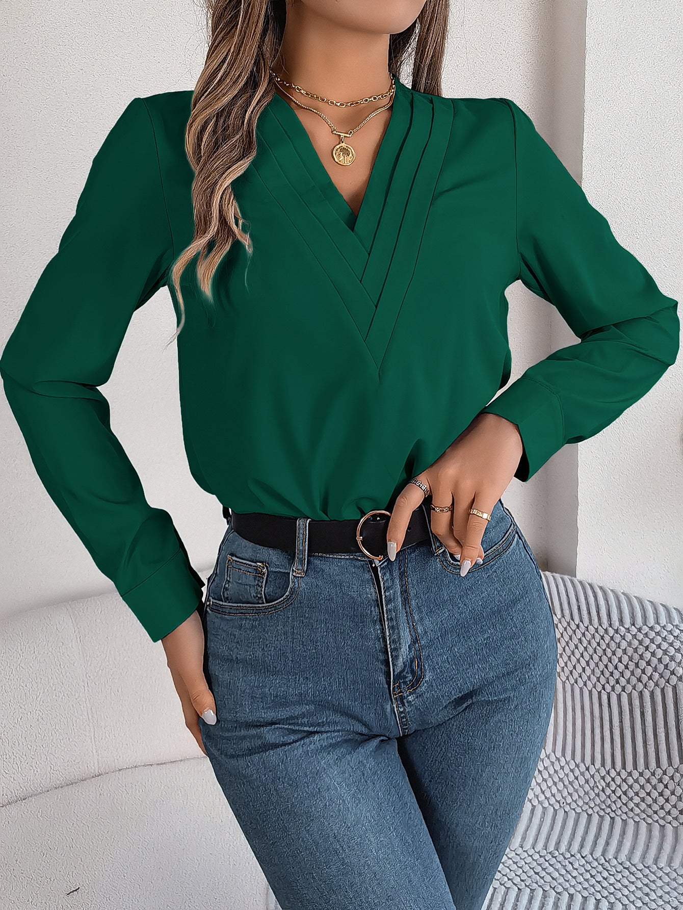 Women Solid V-Neck Top