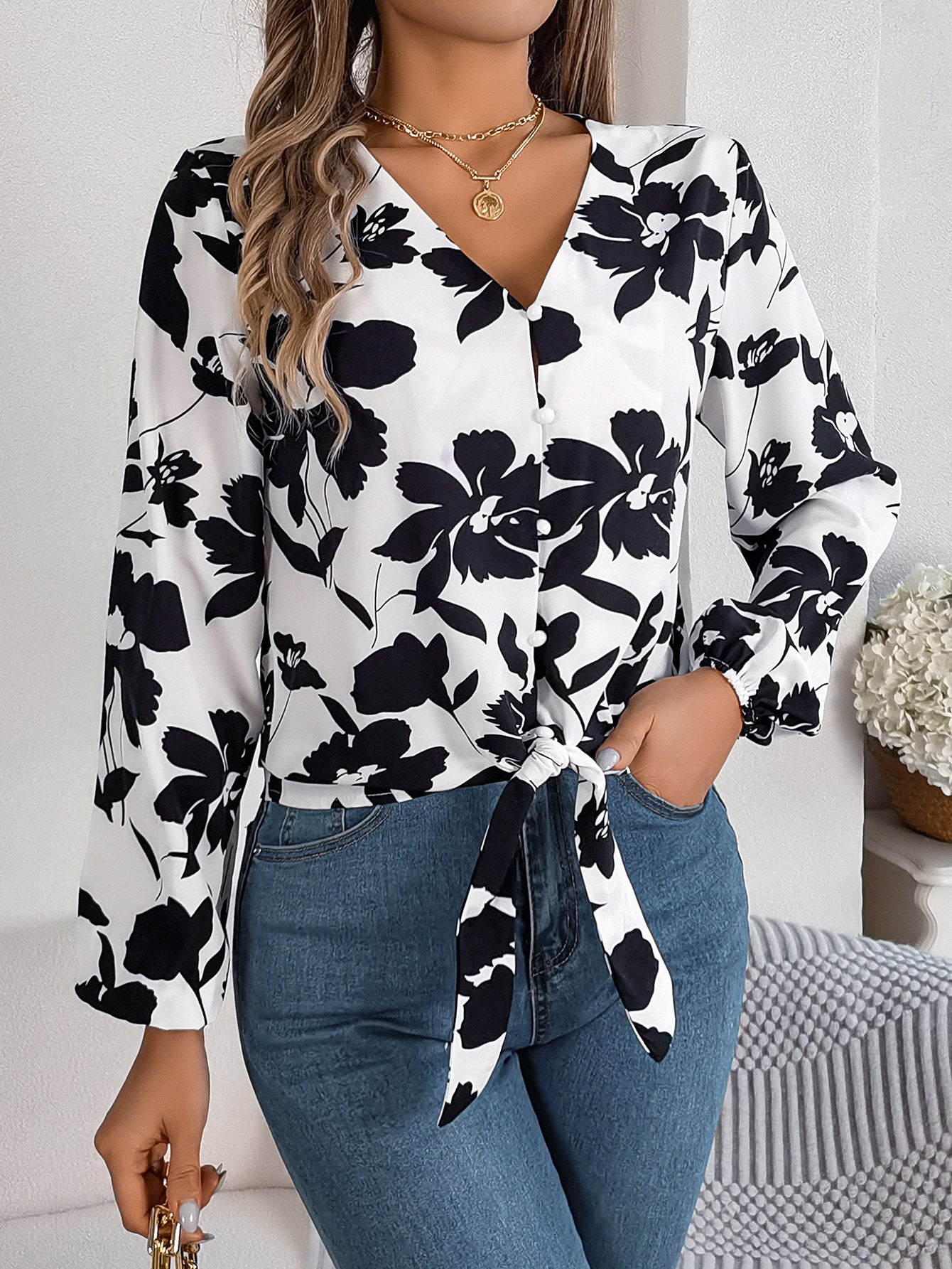Women Floral V-Neck Shirt Collar Top