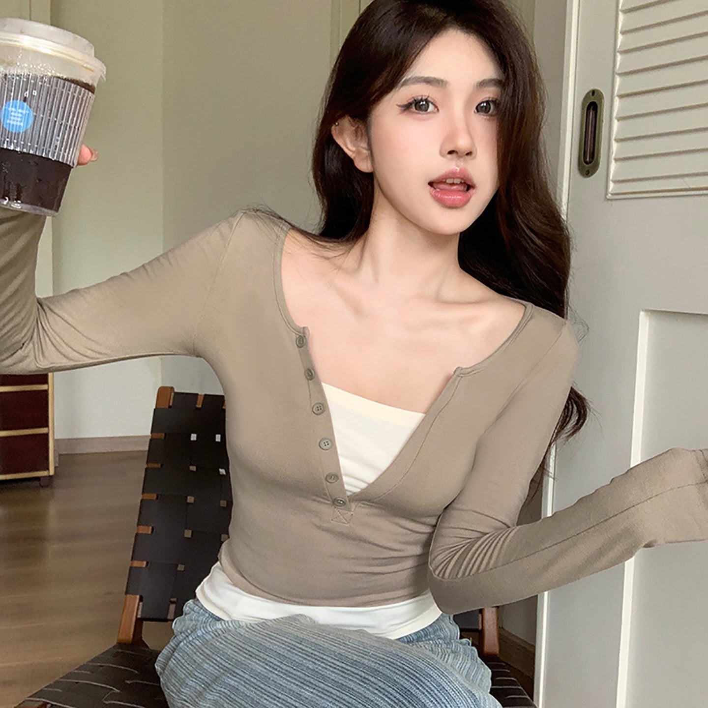 Women Solid V-Neck Top