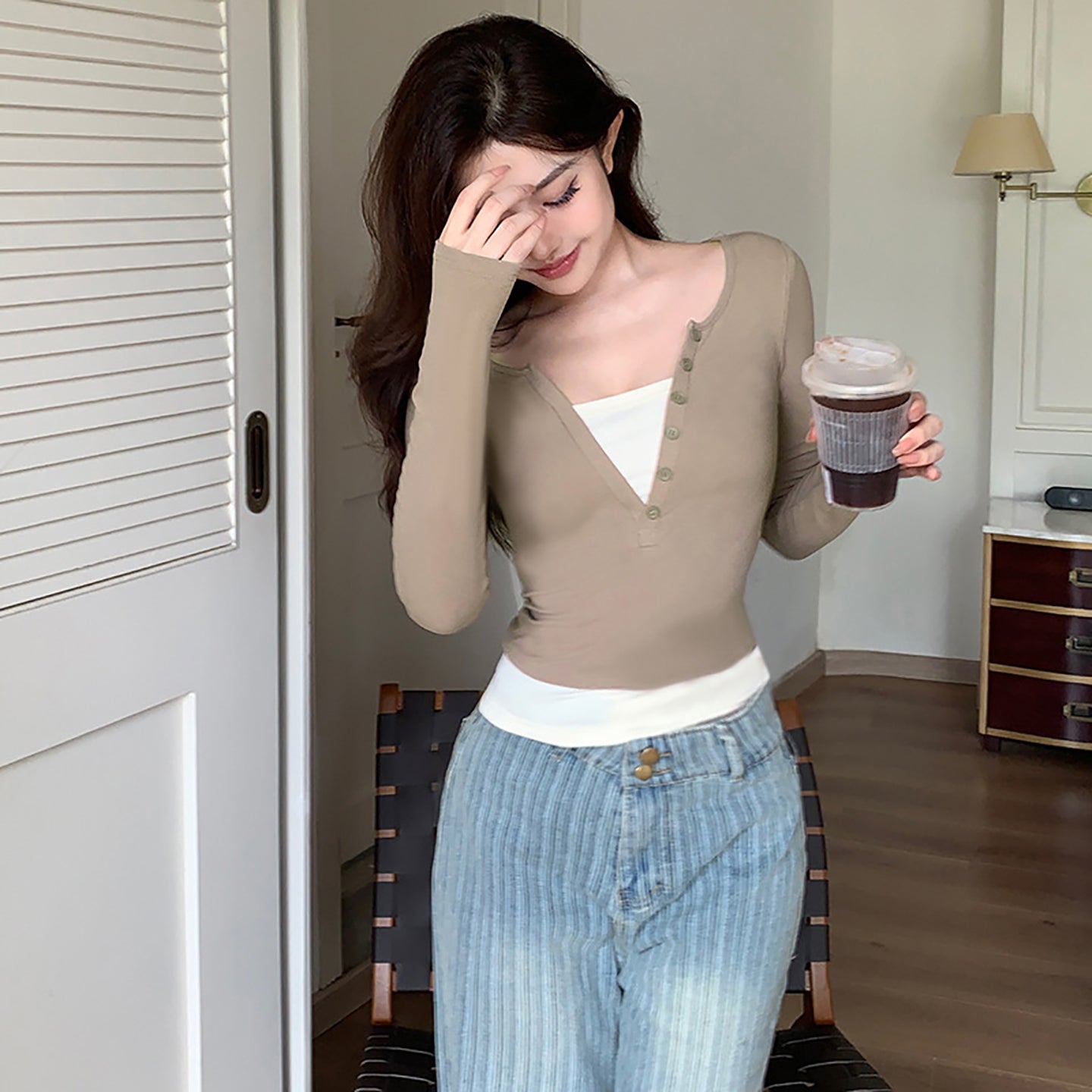 Women Solid V-Neck Top