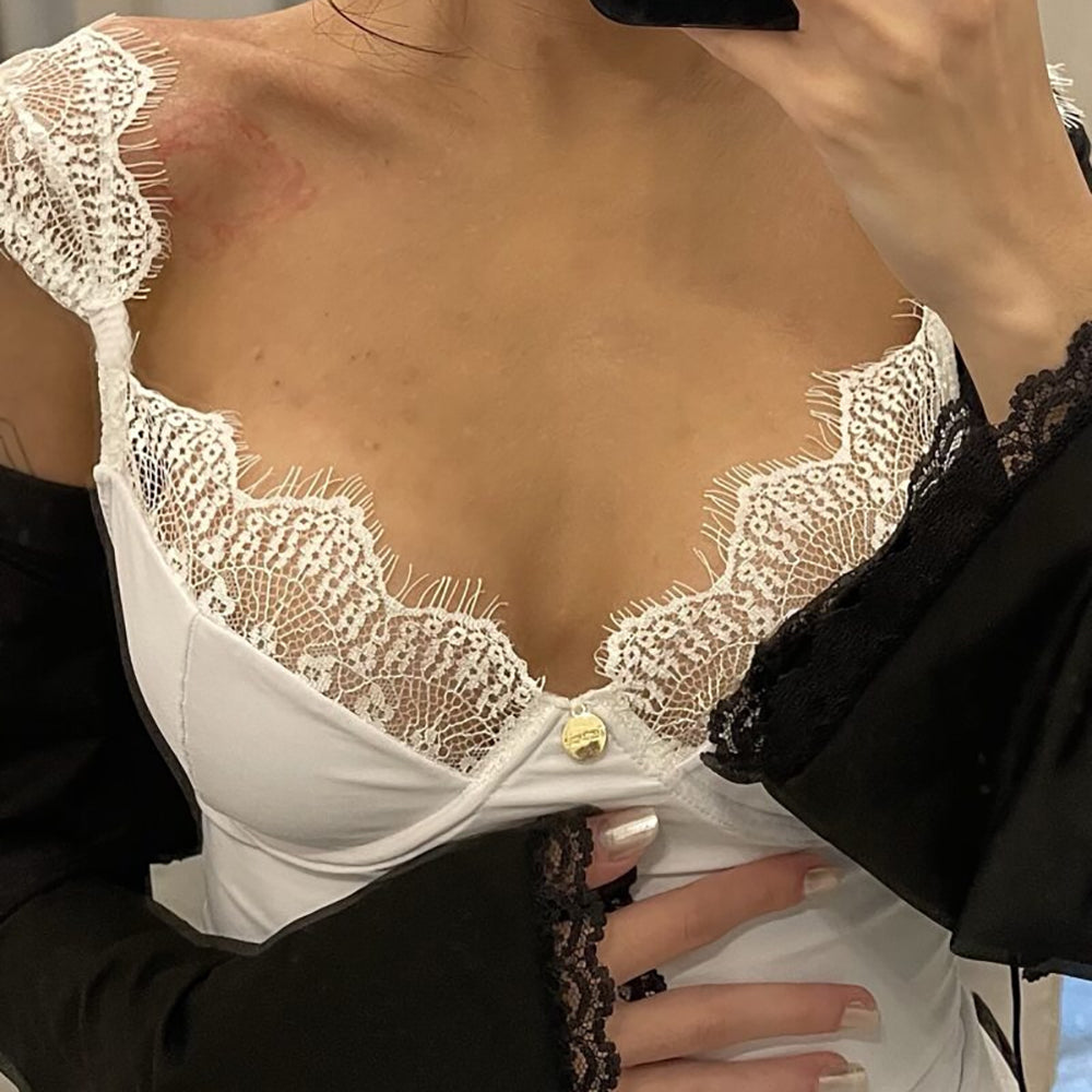 Women Sweetheart Neck Crop Top