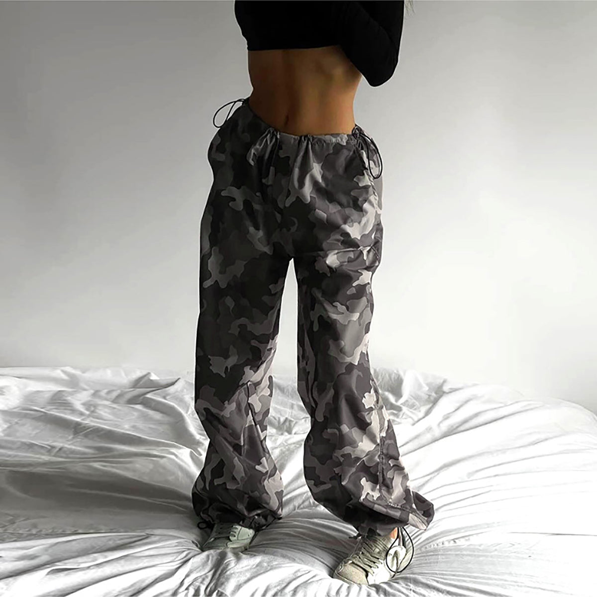 Women Camouflage Loose Fit Parachute Trousers