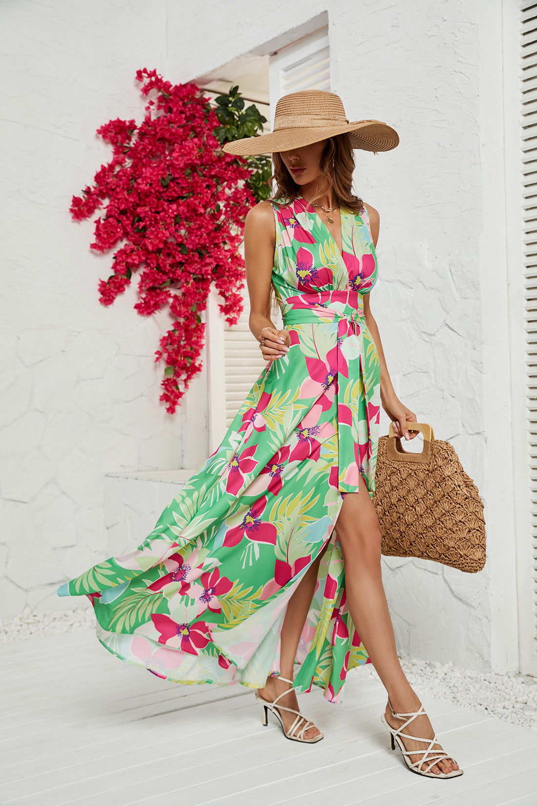 Green Floral Printed V-Neck Gathered Detailed Maxi Dress