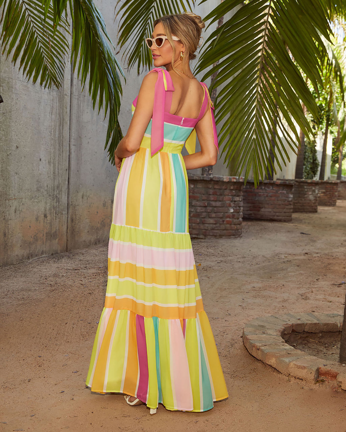 Women Printed Tie-Up Neck Maxi Dress
