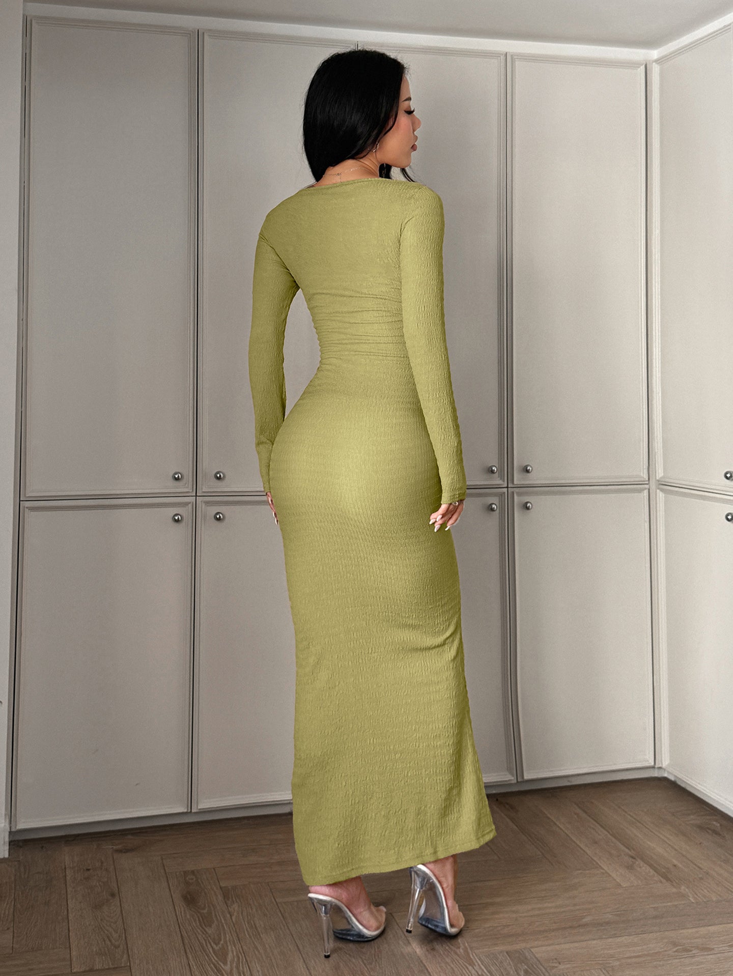 Women Solid Scoop Neck Bodycon Maxi Dress