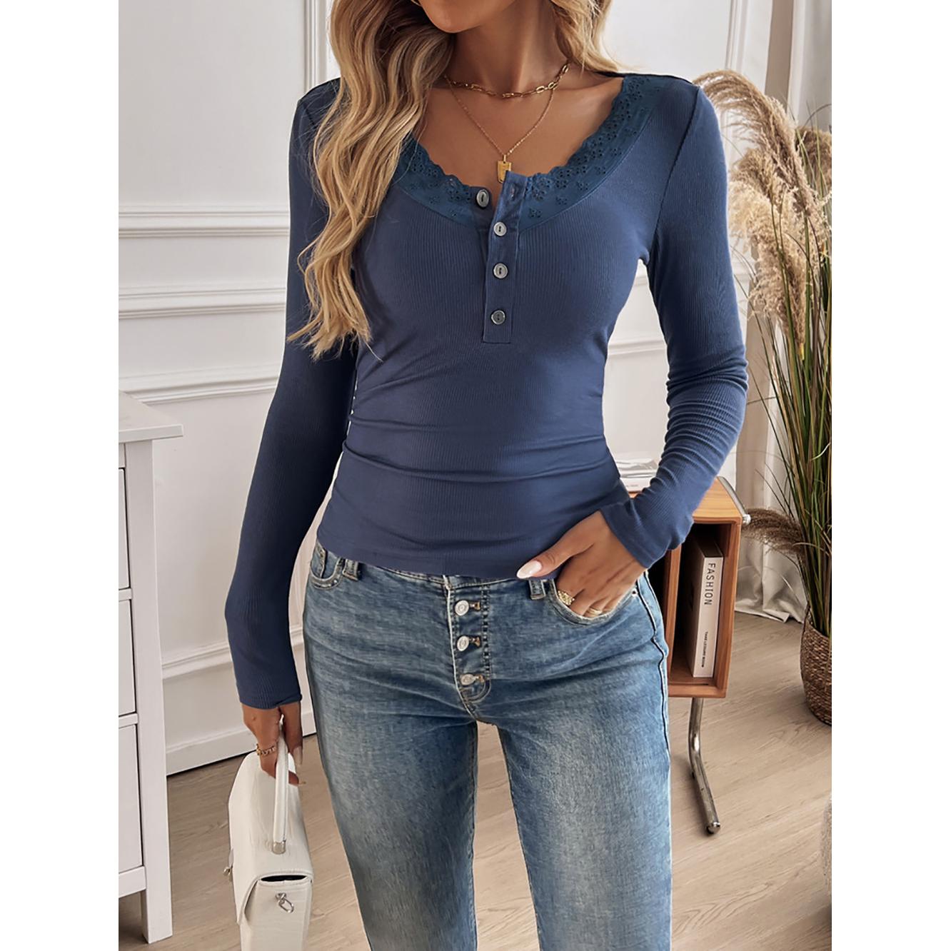 Women Solid Scoop Neck Top