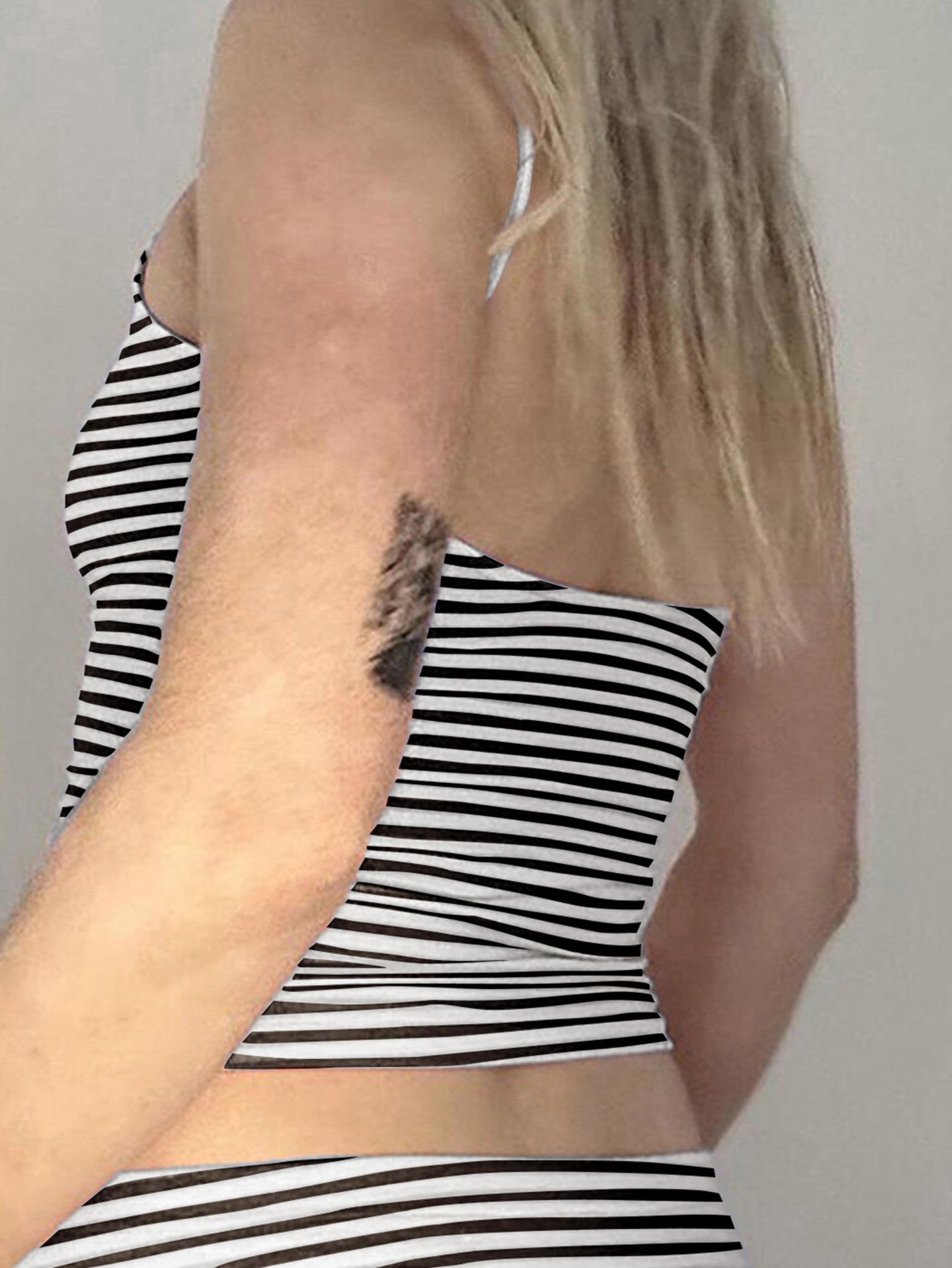 Horizontal Striped Shoulder Strap Fitted Crop Top