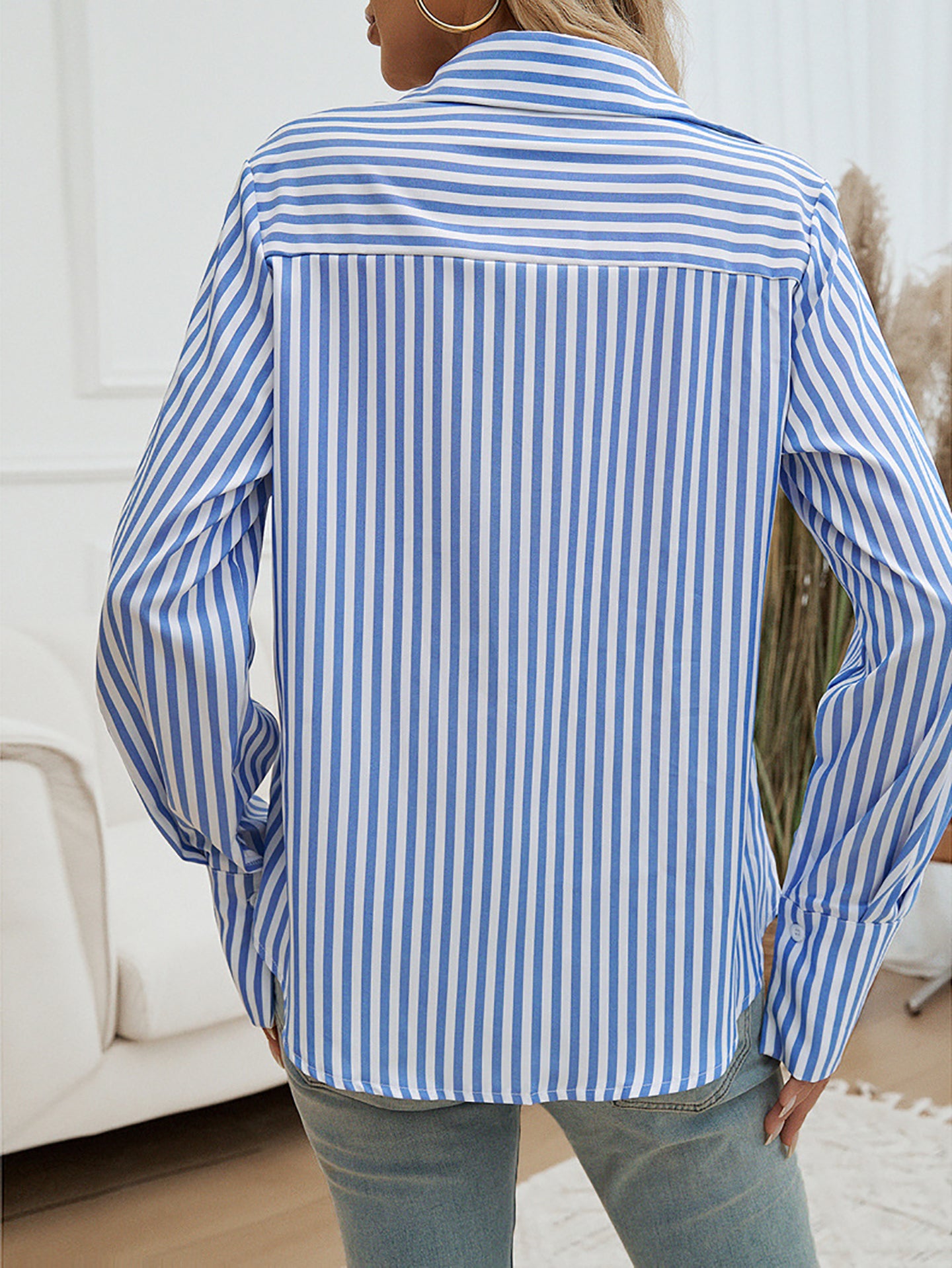 Women Cutaway Collar Vertical Striped Casual Shirt
