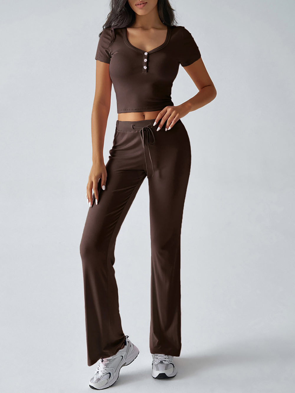 Short Sleeves Tops And Trousers