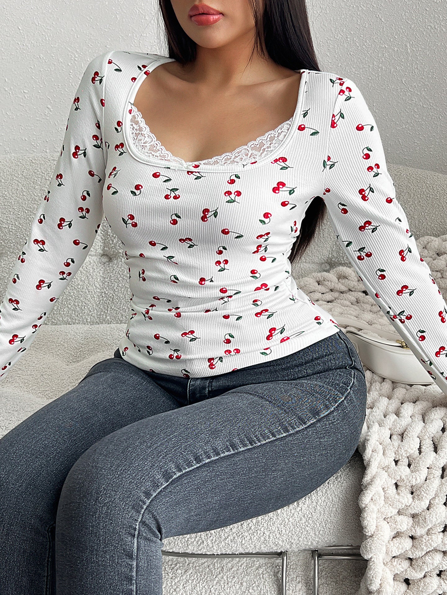 Women Graphic Printed Square Neck Fitted Top