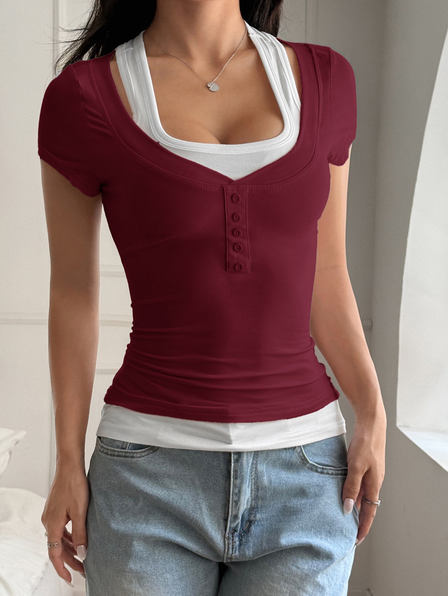 Women Solid Scoop Neck Short Sleeves Regular Top