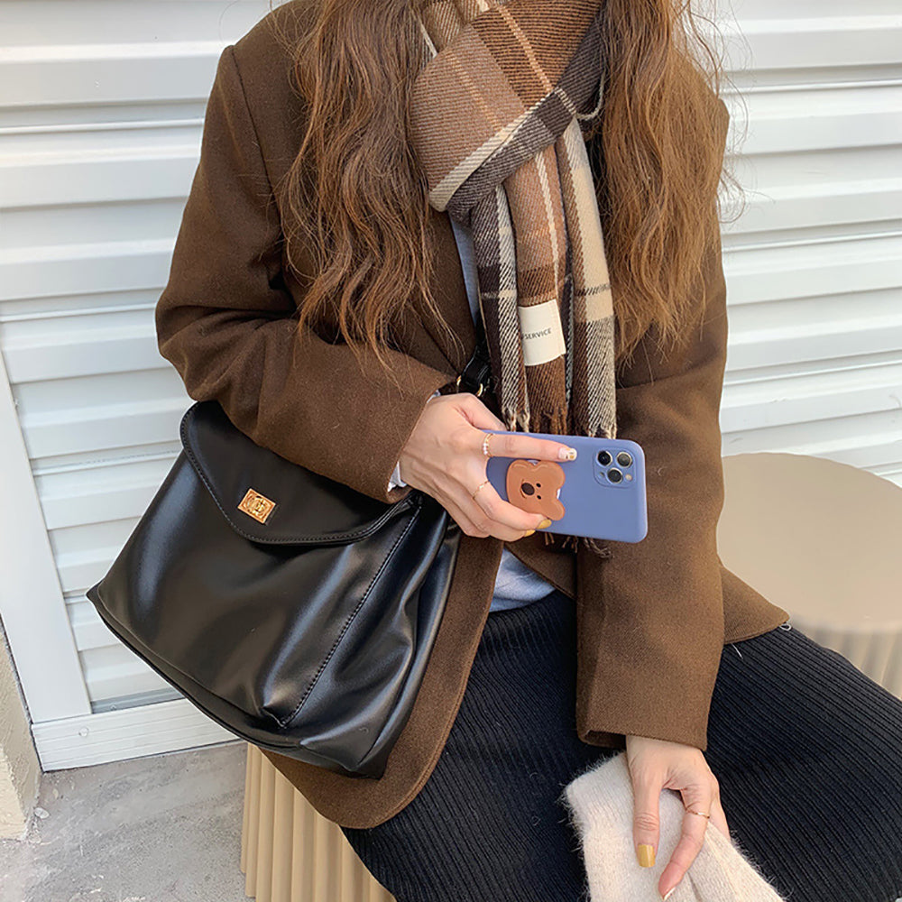 Structured Handheld Bag with Quilted