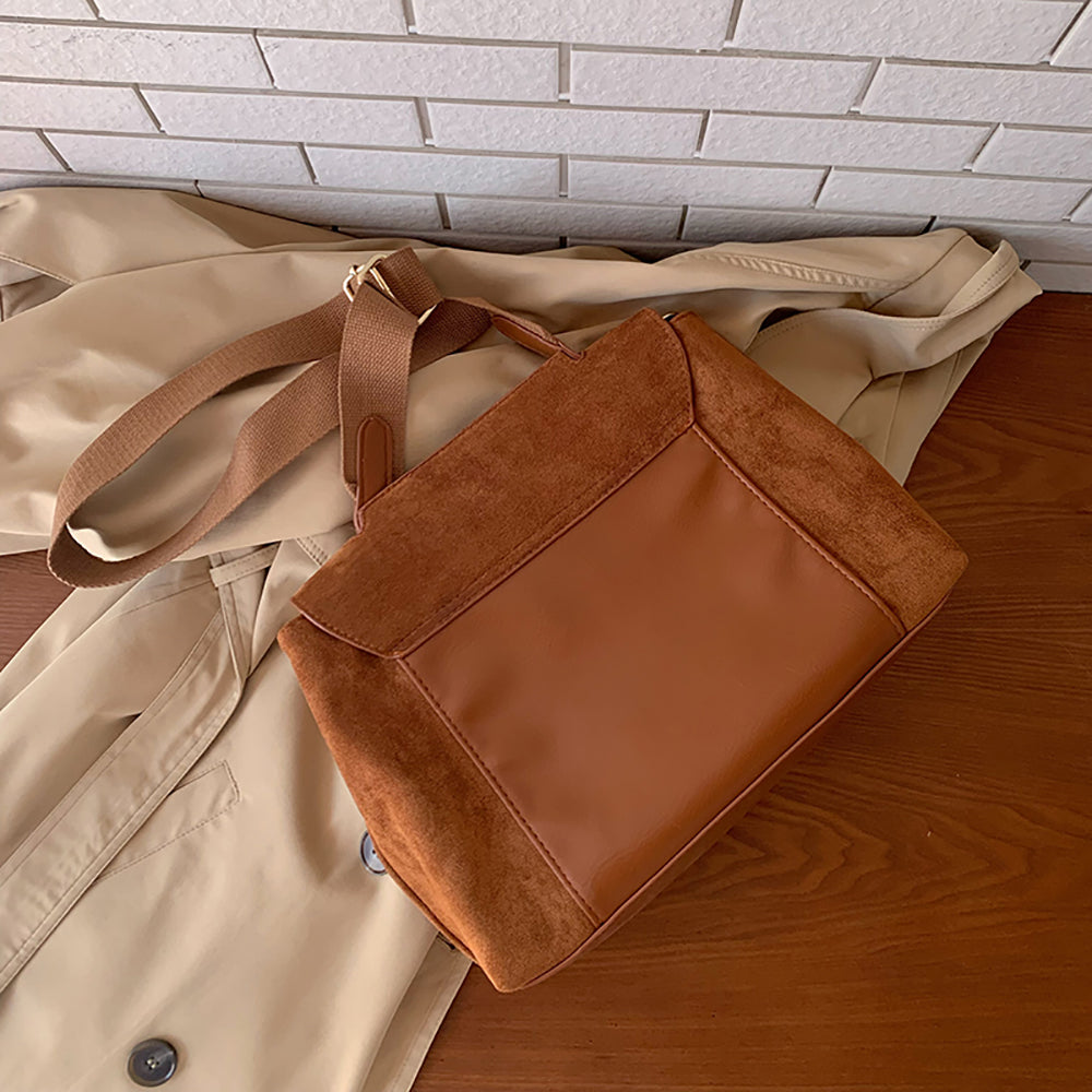 Structured Handheld Bag with Applique