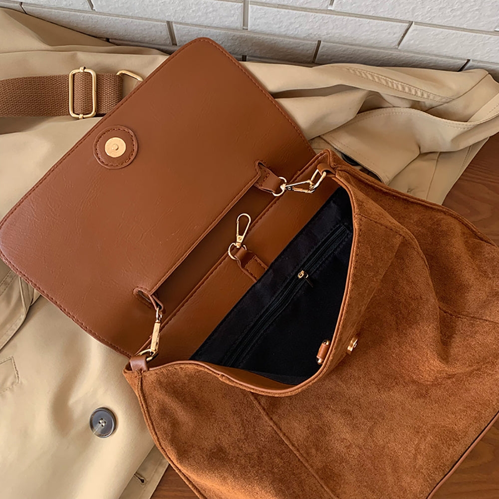 Structured Handheld Bag with Applique