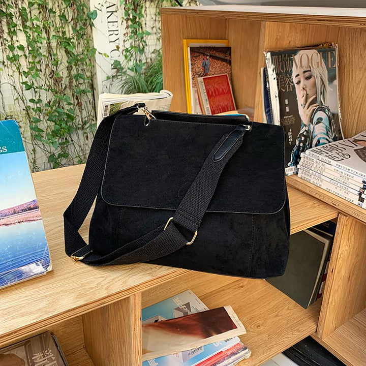 Structured Handheld Bag