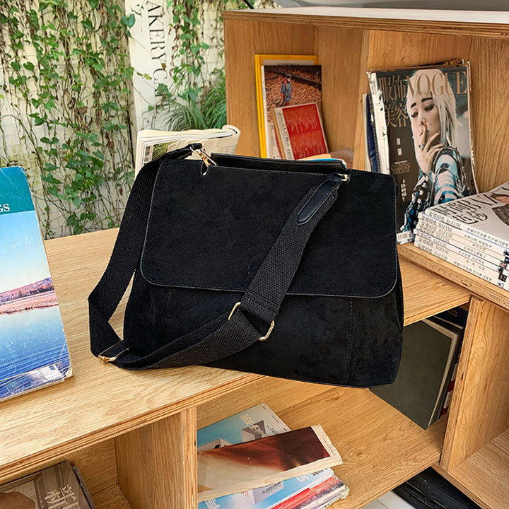 Structured Handheld Bag