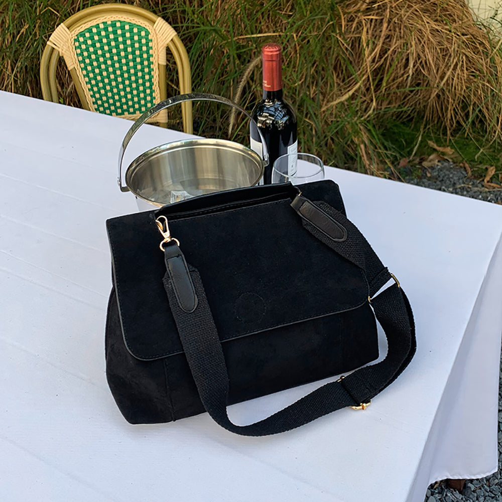 Structured Handheld Bag