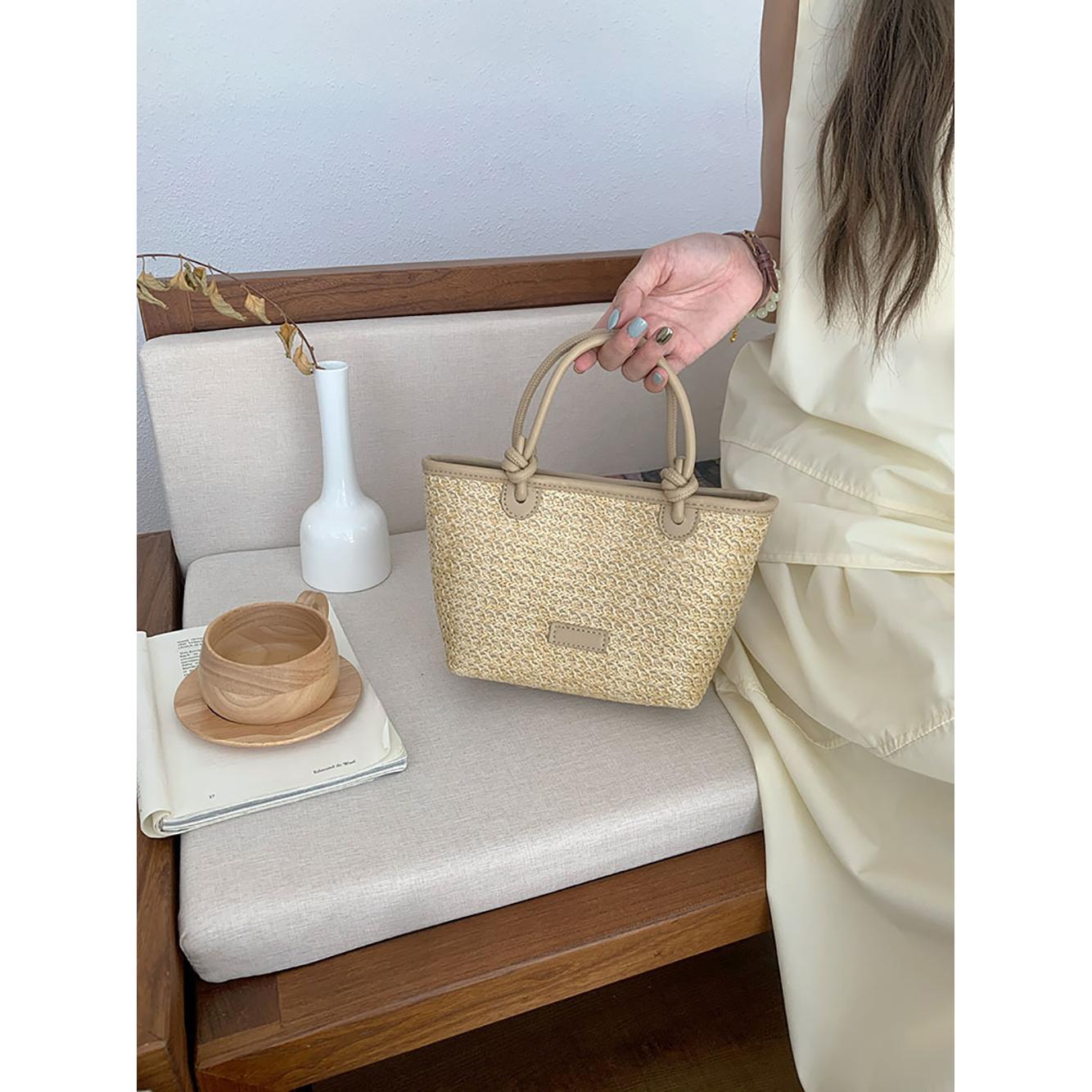 Swagger Sling Bag