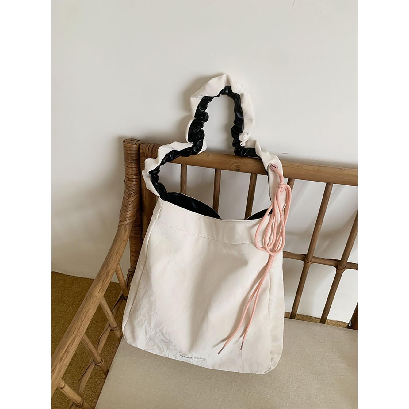 White Solid Two Handles Shoulder Bag