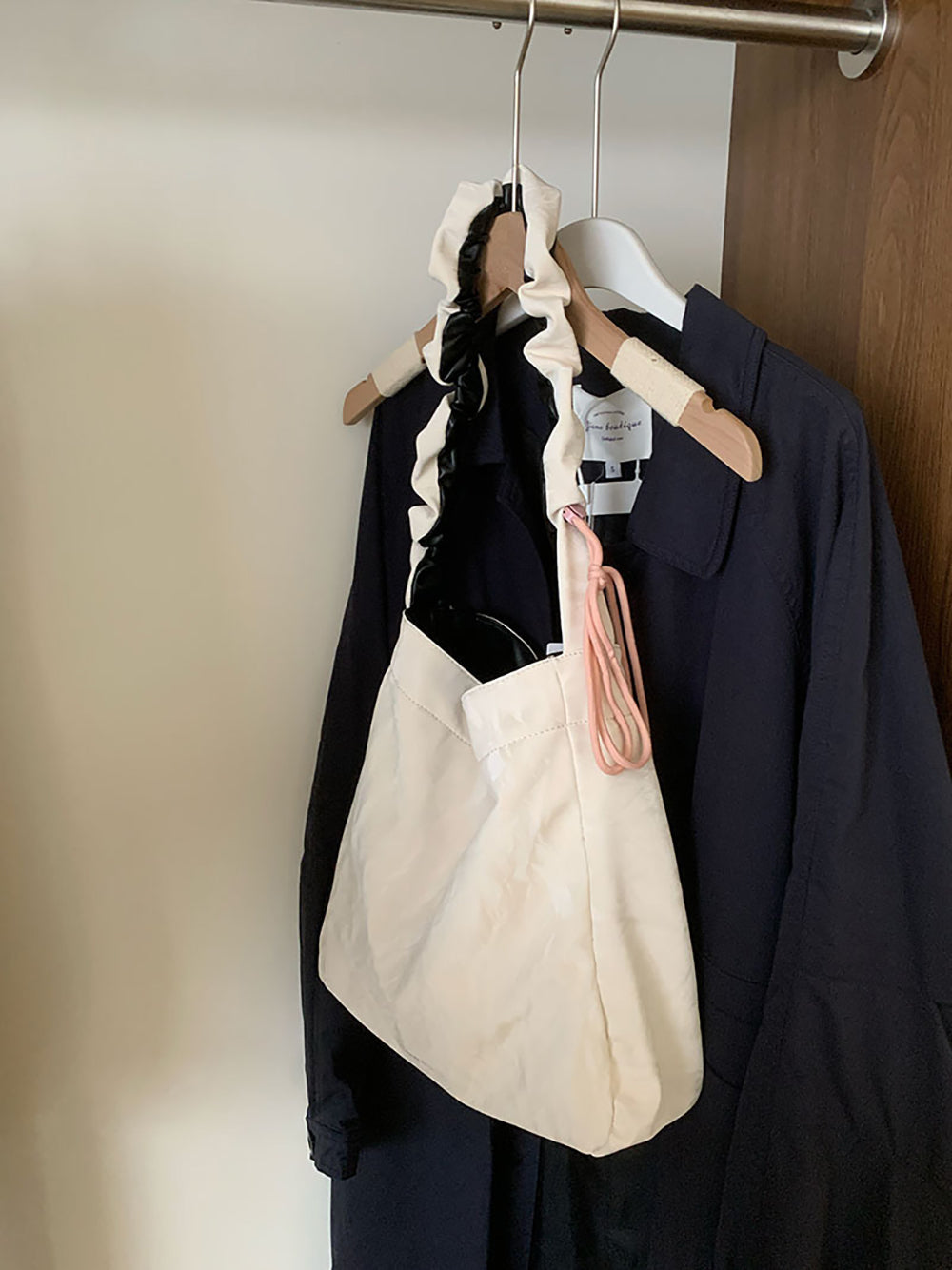White Solid Two Handles Shoulder Bag